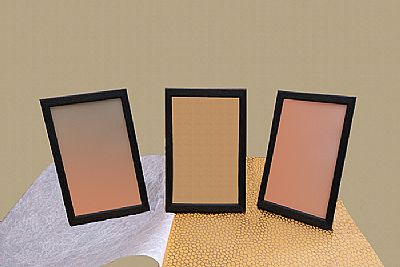 Προσφορά σε 3 επιτραπέζιες κορνίζες 10 Χ 15 cm μέγεθος